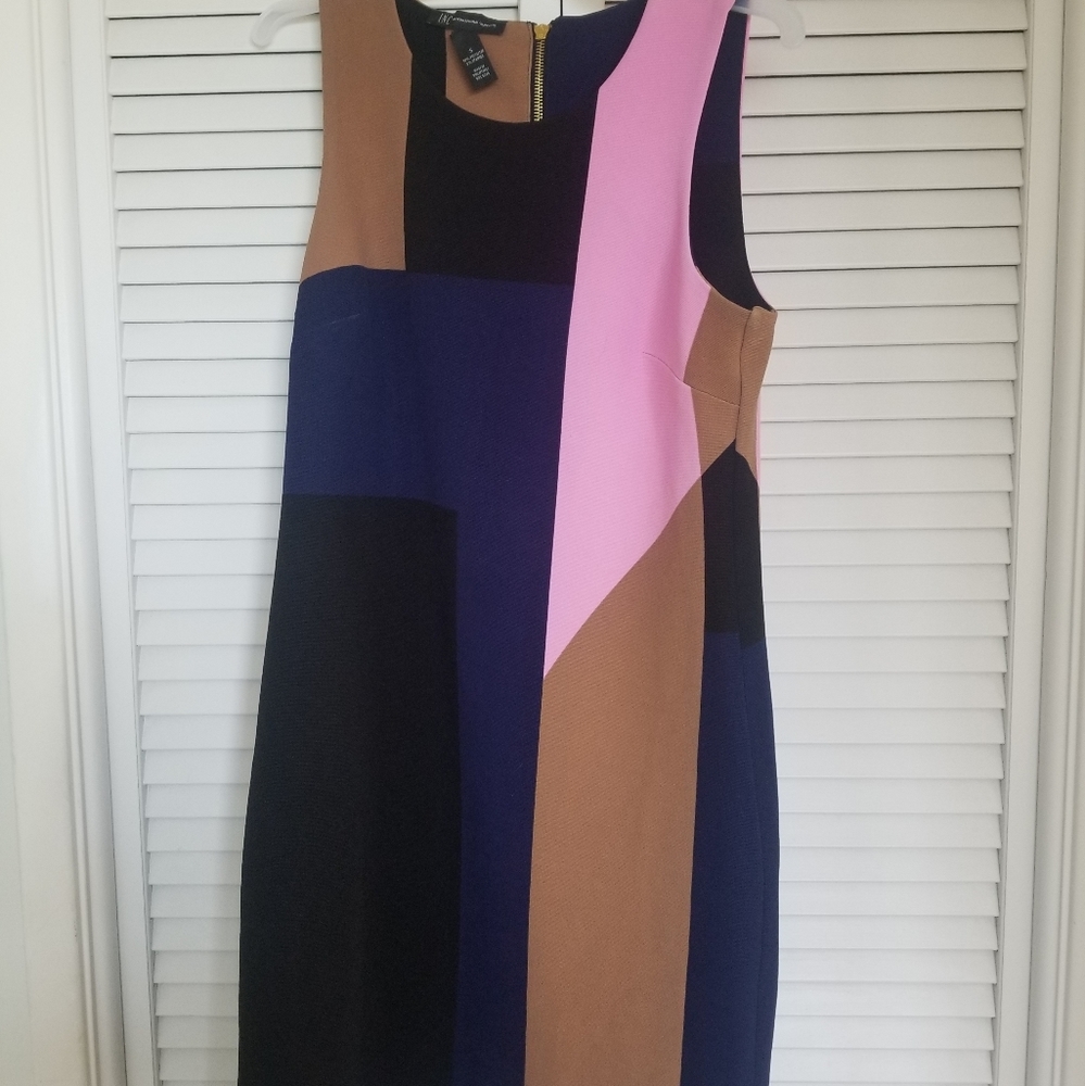 Dress - Picture 2 of 3